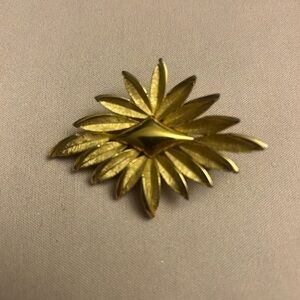 Vintage Trifari Starburst Brooch